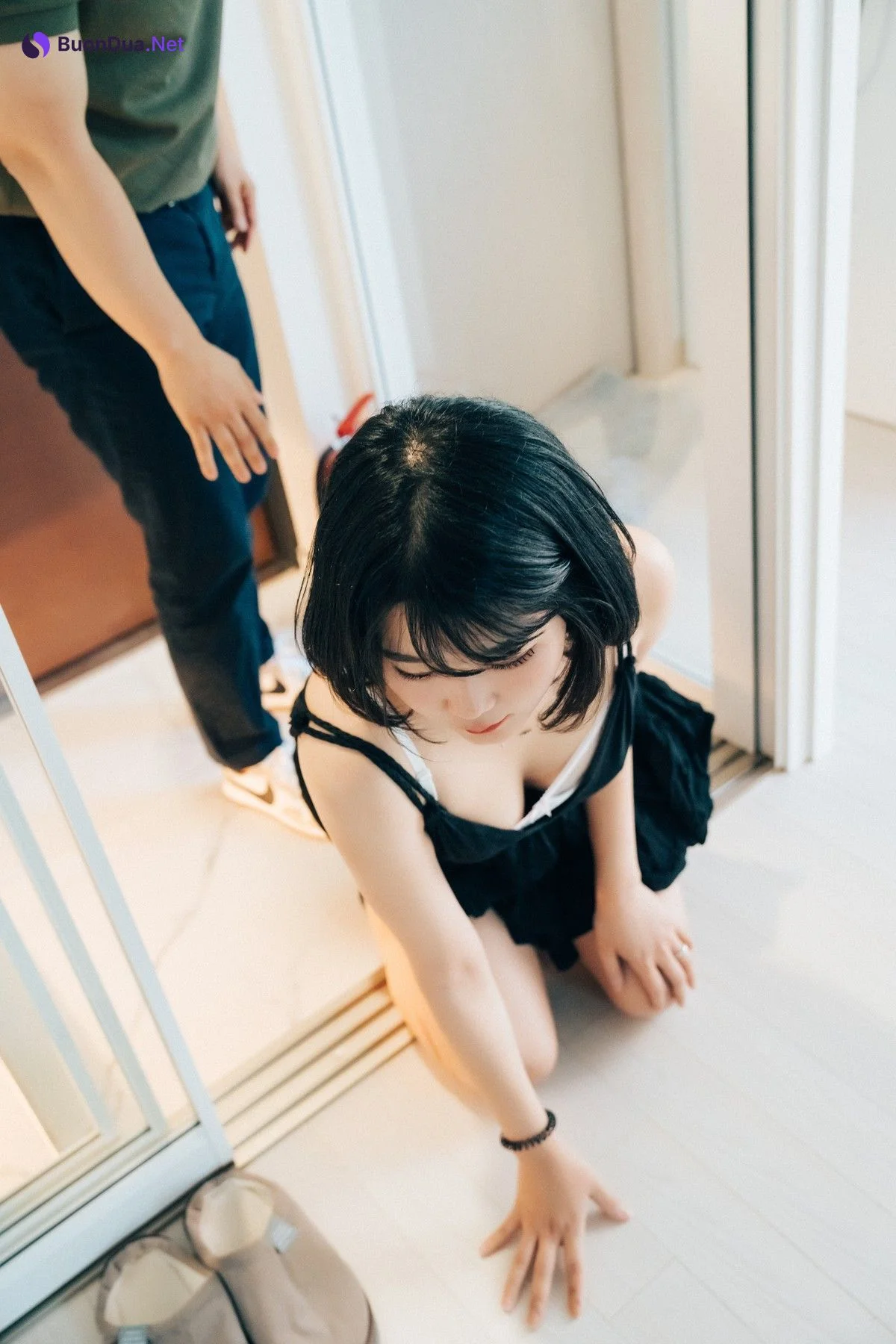 ZIA.Kwon 권지아, [Loozy] With Delivery Man Set.01 - Photo 11