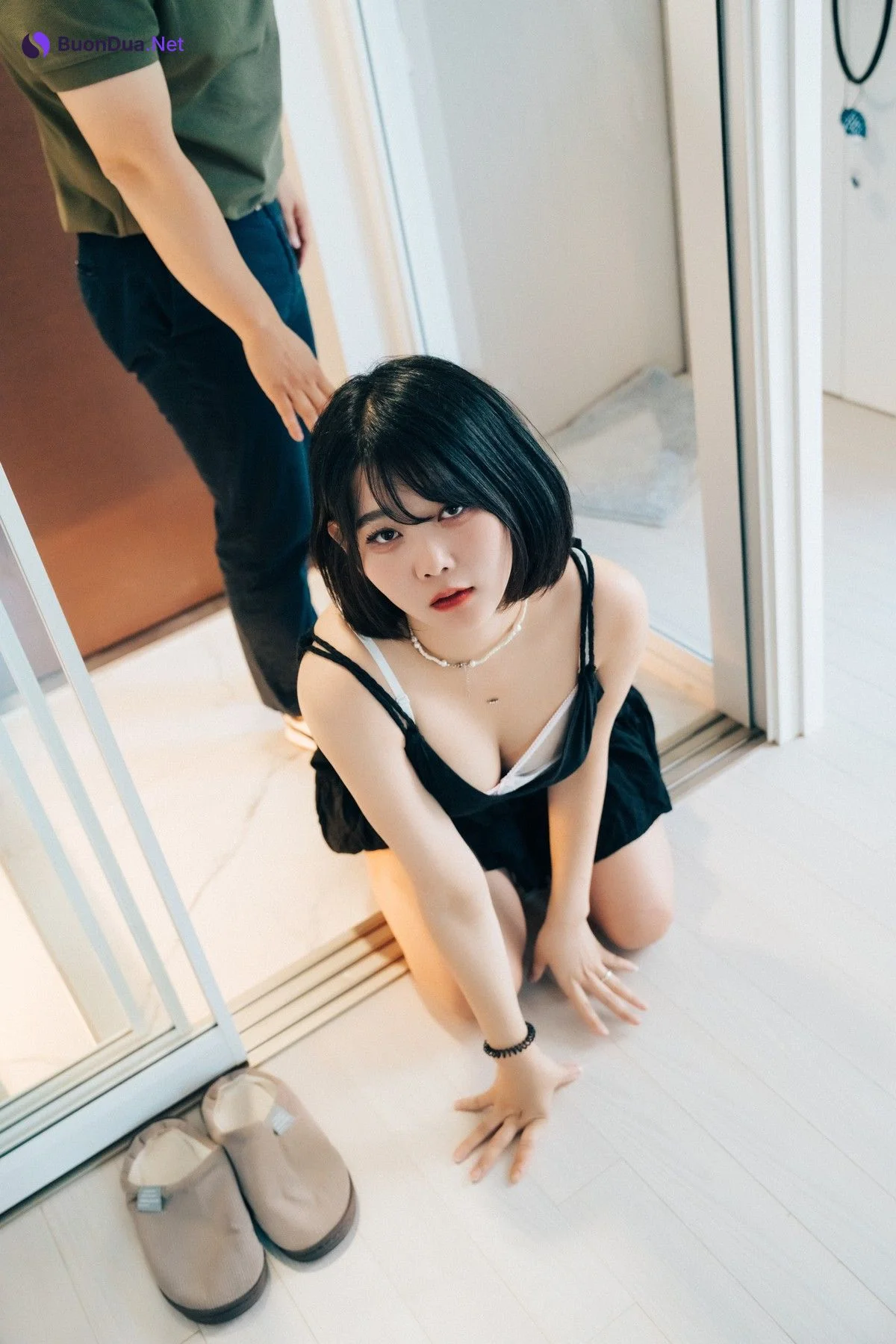 ZIA.Kwon 권지아, [Loozy] With Delivery Man Set.01 - Photo 13