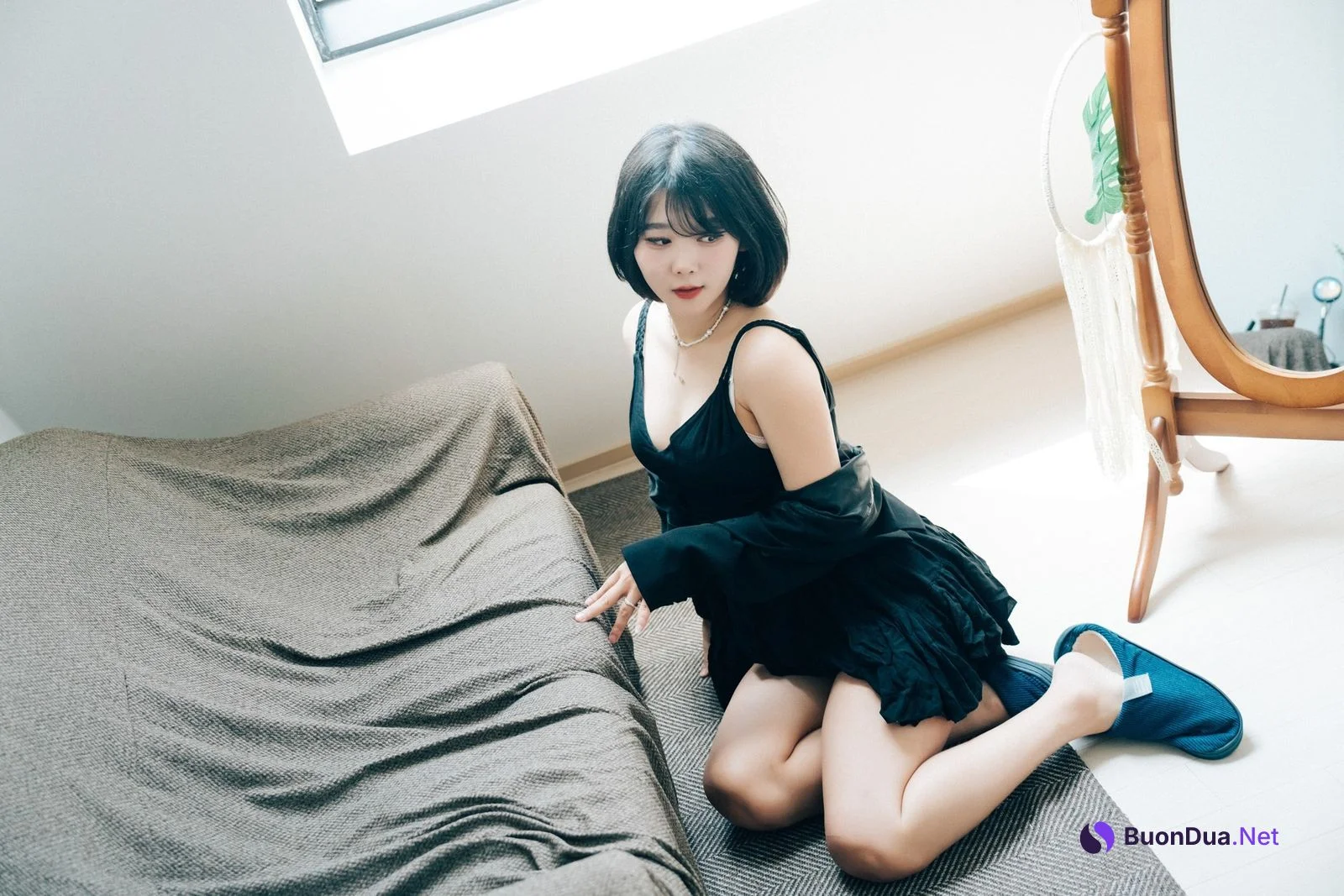 ZIA.Kwon 권지아, [Loozy] With Delivery Man Set.02 - Photo 4