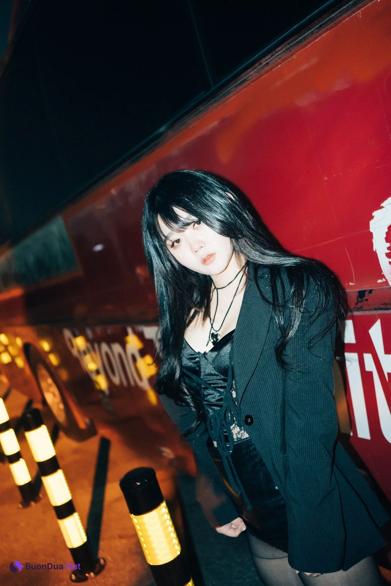 ZIA.Kwon 권지아, [Loozy] XXX At Night Road Set.01 - Photo 12