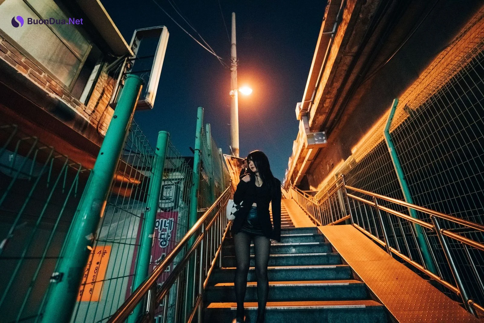ZIA.Kwon 권지아, [Loozy] XXX At Night Road Set.01 - Photo 4