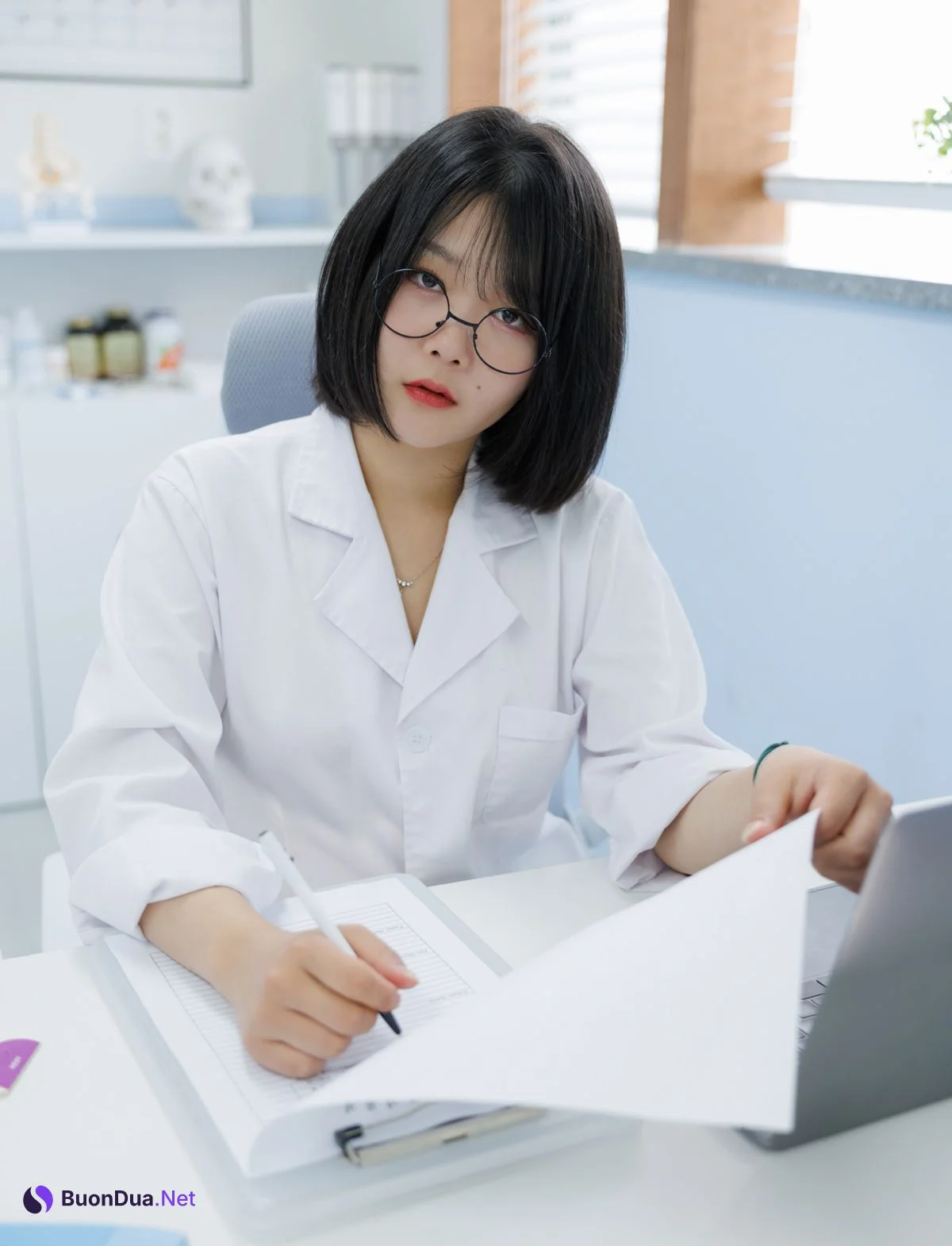 ZIA.Kwon 권지아, READY Vol.01 “Lady Doctor” Set.02 - Photo 2