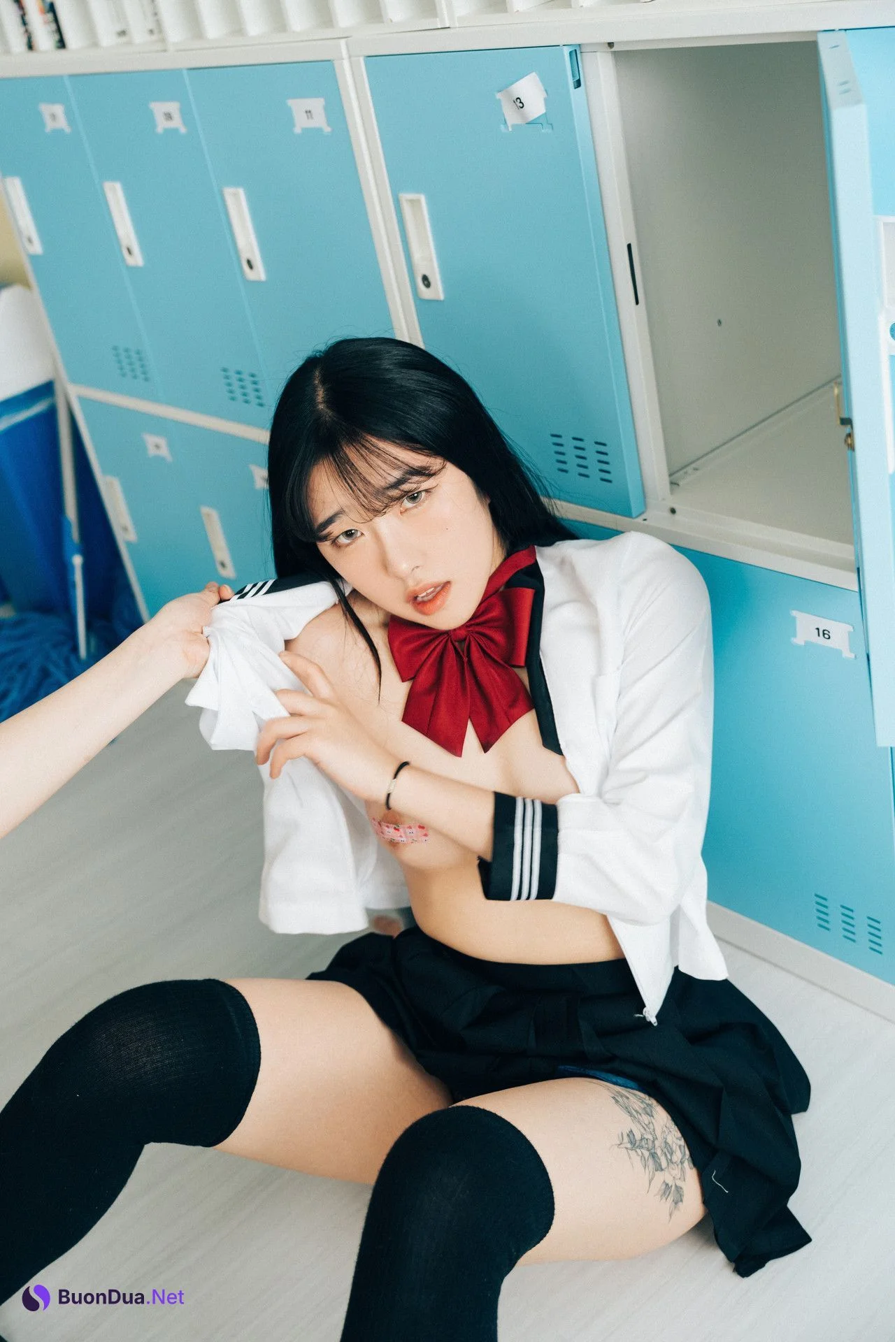 ZIA.Kwon 권지아, Sonson 손손, [Loozy] Bitch Academy Hard Set.01 - Photo 13