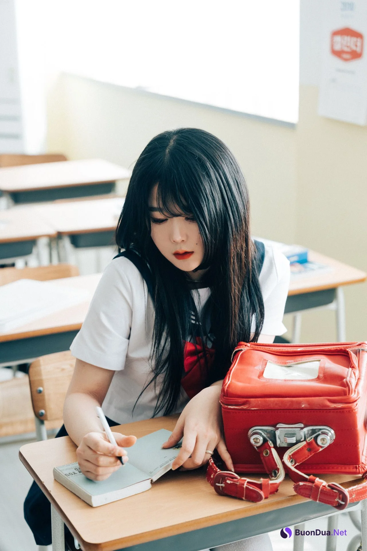 ZIA.Kwon 권지아, Sonson 손손, [Loozy] Bitch Academy Hard Set.02 - Photo 17
