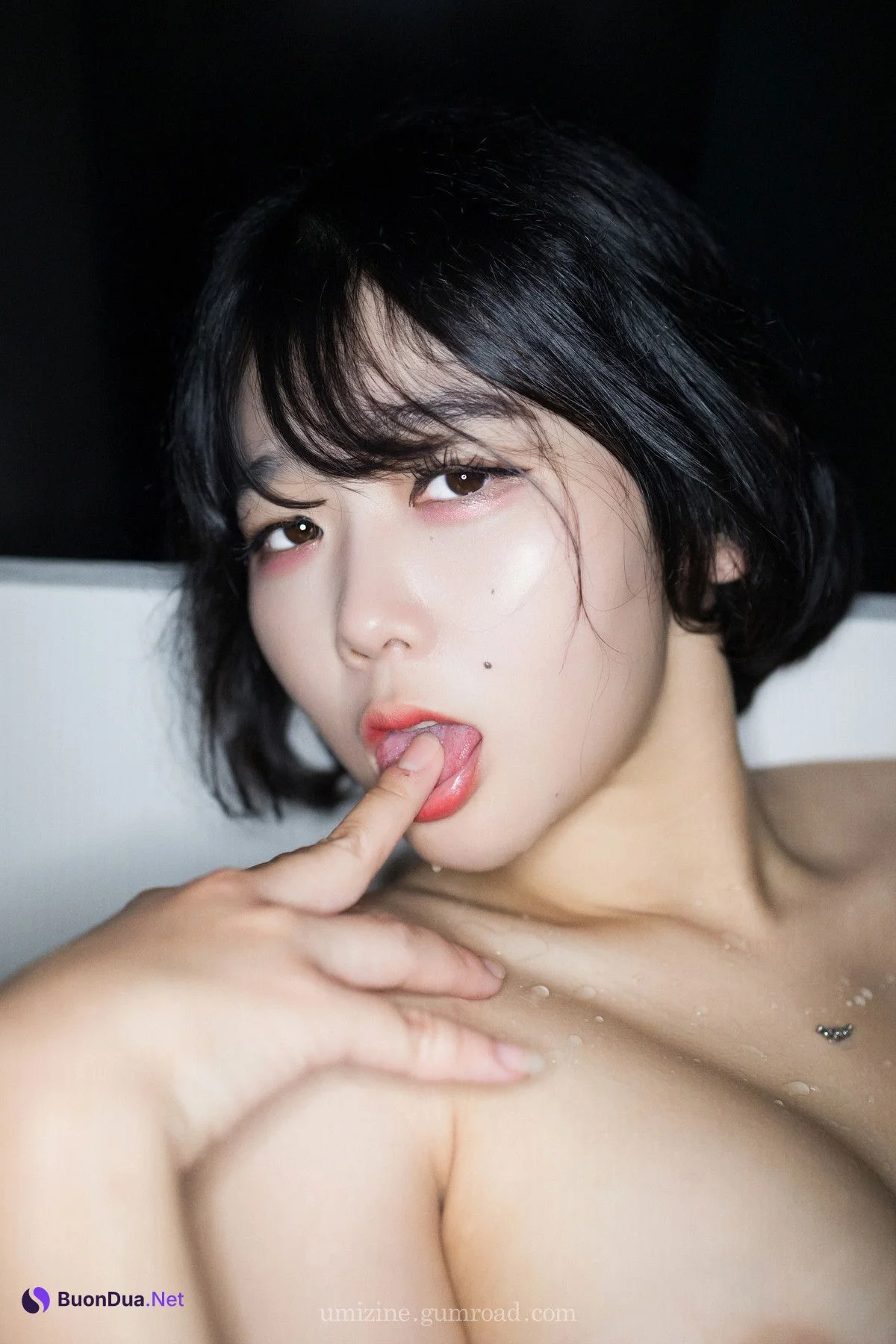ZIA.Kwon 권지아, [UMIZINE] Bathtub Mermaid Set.02 - Photo 3