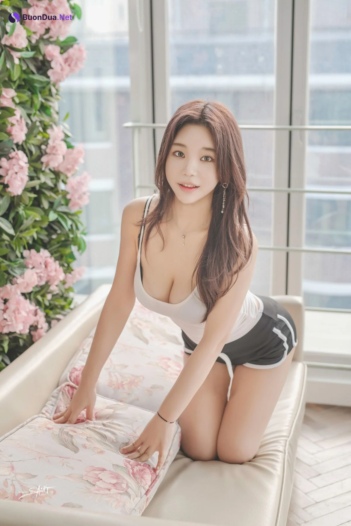 Zzyuri 쮸리, [SAINT Photolife] 1 Year Anniversary Set.01 - Photo 6