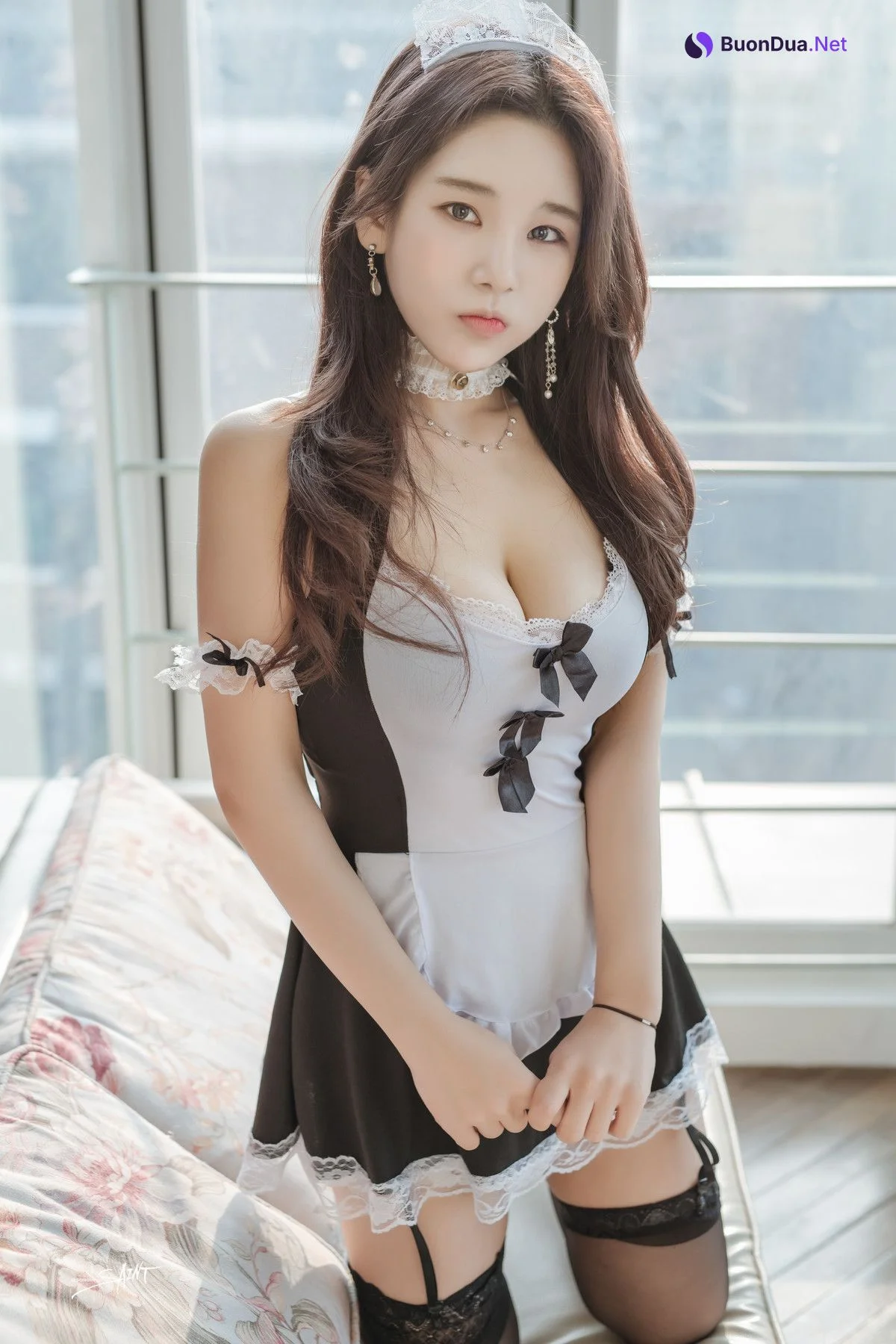 Zzyuri 쮸리, [SAINT Photolife] 1 Year Anniversary Set.02 - Photo 3