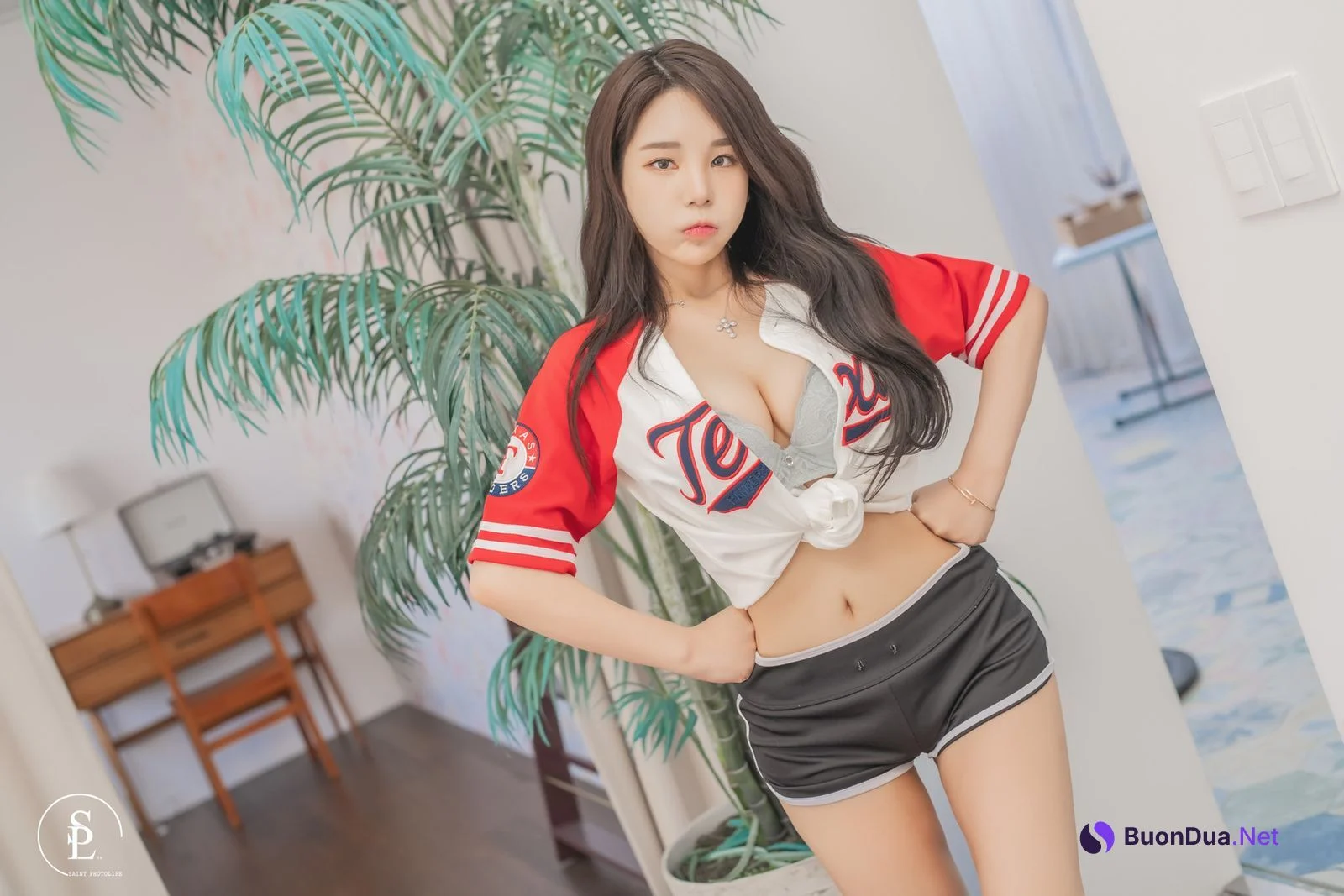 Zzyuri 쮸리, [SAINT Photolife] Homebody Set.01 - Photo 7