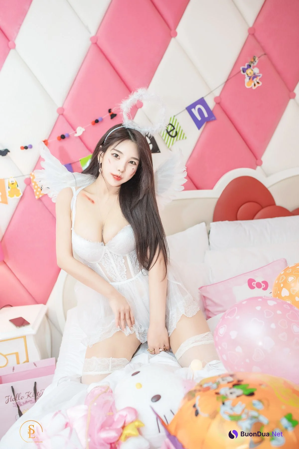 Zzyuri 쮸리, [SAINT Photolife] Pink Halloween - Photo 4